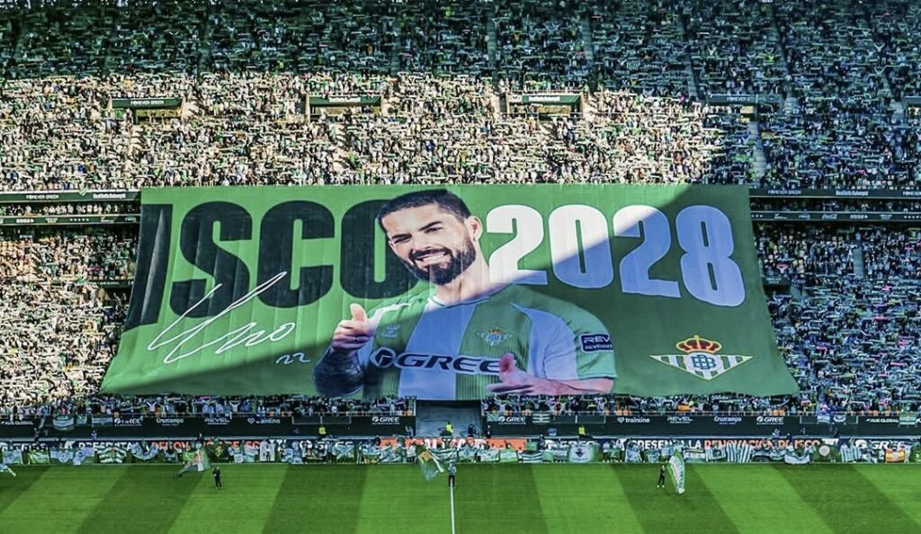 إيسكو يُمدّد إقامته في بيتيس.. إعلان خاص يؤكد مكانته في قلوب الجماهير