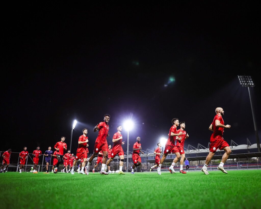 الوداد يبدأ استعداداته في زنجبار لمواجهة عزام المرتقبة