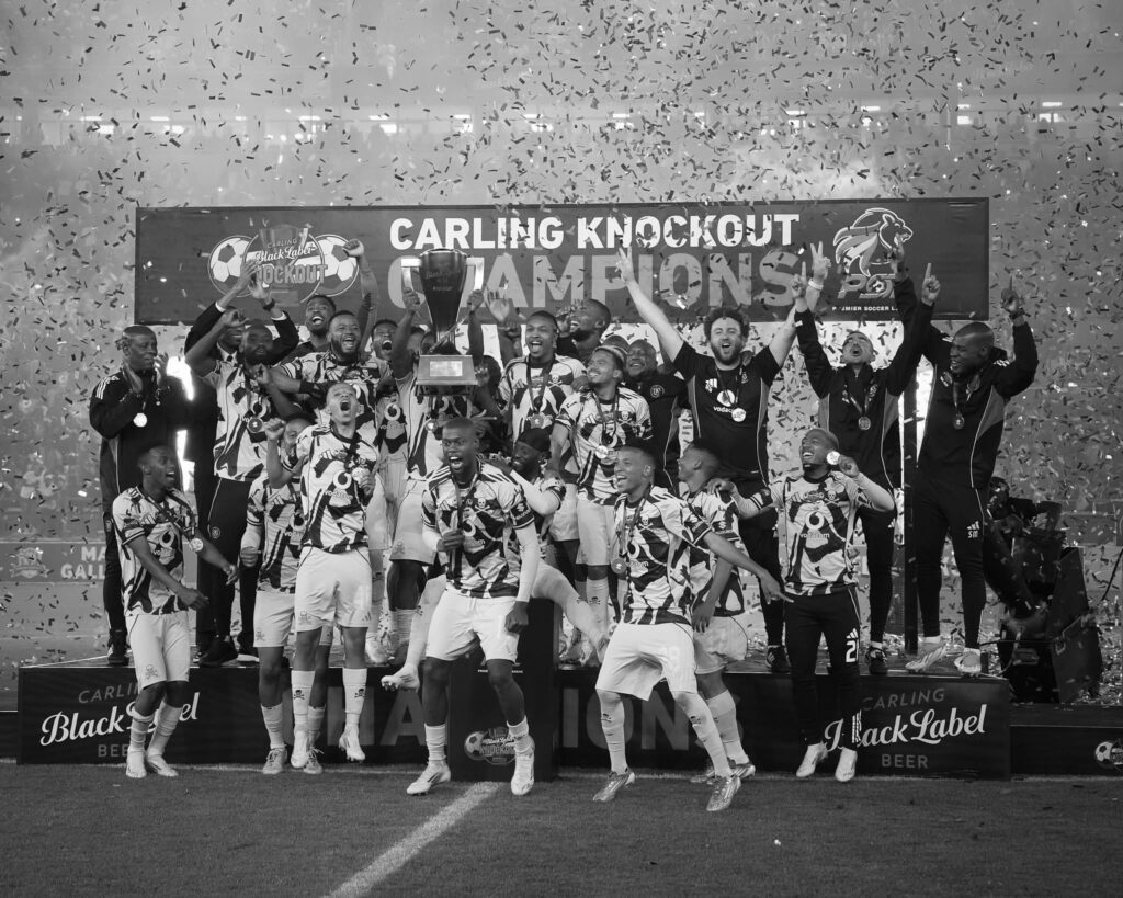 أورلاندو بايرتس يتوّج بكأس الدوري الجنوب أفريقي بقيادة المغربي عبد السلام وادو