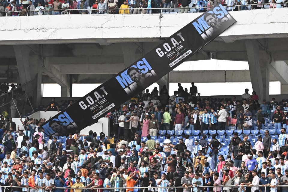 فوضى الجماهير تُفشل ظهور ميسي في الهند.. زيارة خاطفة تنتهي بالإلغاء في كالكوتا