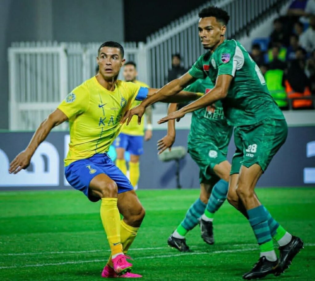 بوشعيب العراصي ينضم إلى نادي أرارات الأرميني على سبيل الإعارة