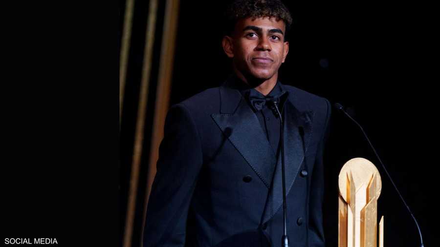 رسميًا | جوائز غلوب سوكر 2025 تُكرّم يامال، فيتينيا وديزيري دوي بعد موسم استثنائي