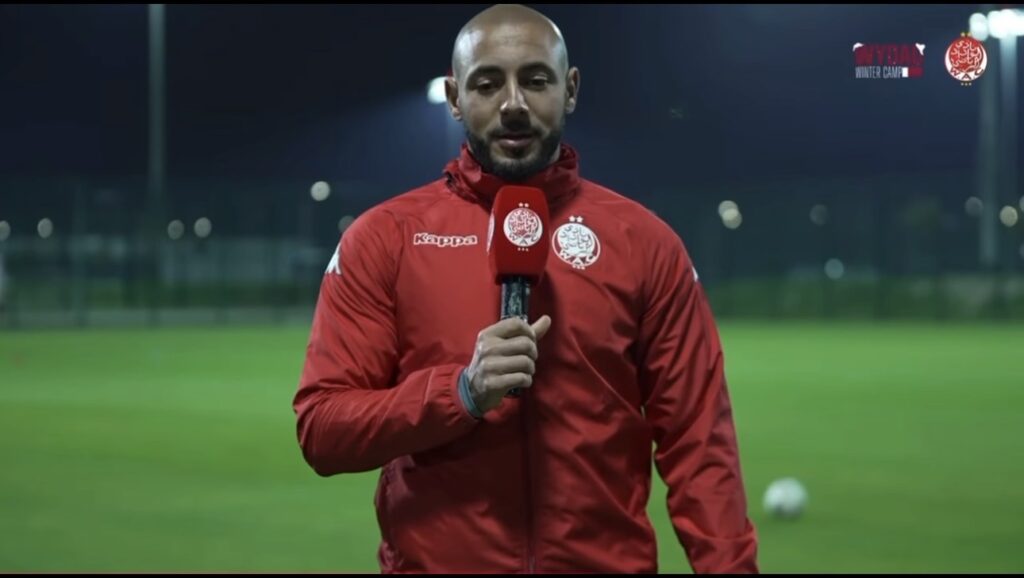 أمرابط: حصتان يوميًا وانضباط صارم لبلوغ الجاهزية المثالية