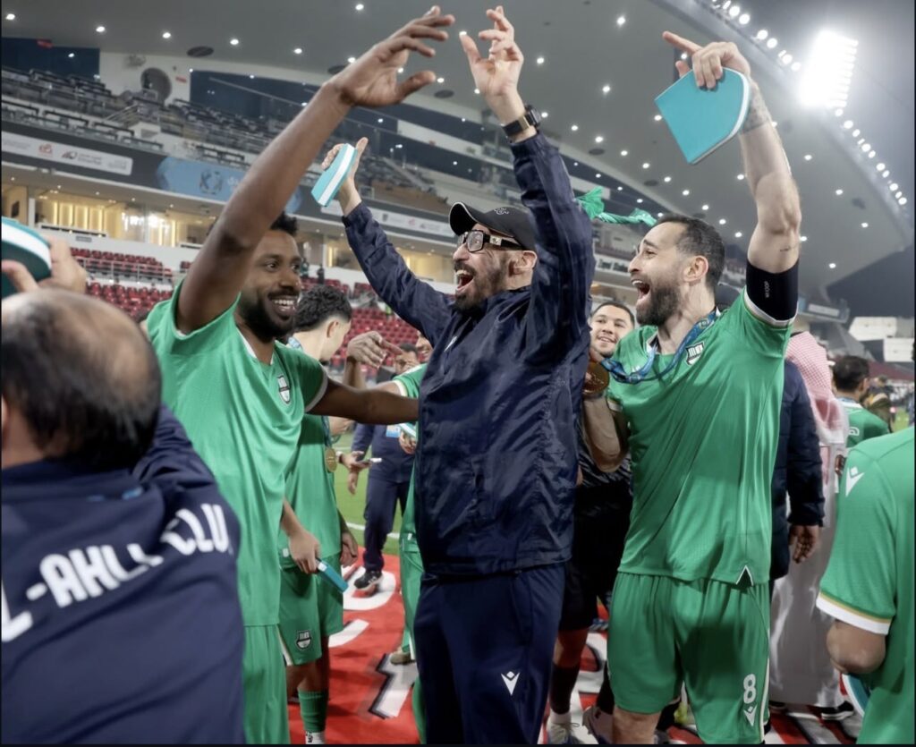 إدريس فتوحي.. بصمة القائد التي منحت الأهلي القطري المجد بعد نهائي مثير