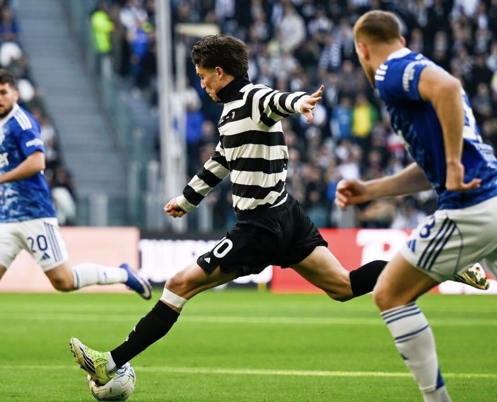 برغم الهزيمة… قميص يوفنتوس يخطف الأضواء أمام كومو