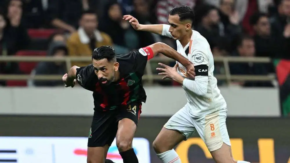 الجيش الملكي يحسم موقعة الذهاب بثنائية نظيفة ويضع قدما في النهائي