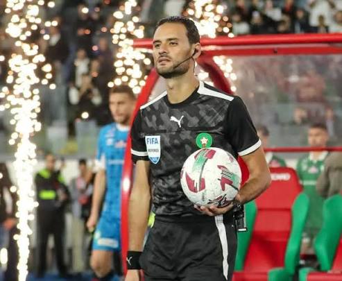 البارودي حكما لكلاسيكو الجيش والوداد.. وهذه تعيينات الجولة 24 كاملة