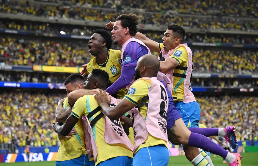 البرازيل تنجو من مفاجأة اليابان بهدف قاتل لمارتينيلي وتعبر إلى ثمن النهائي