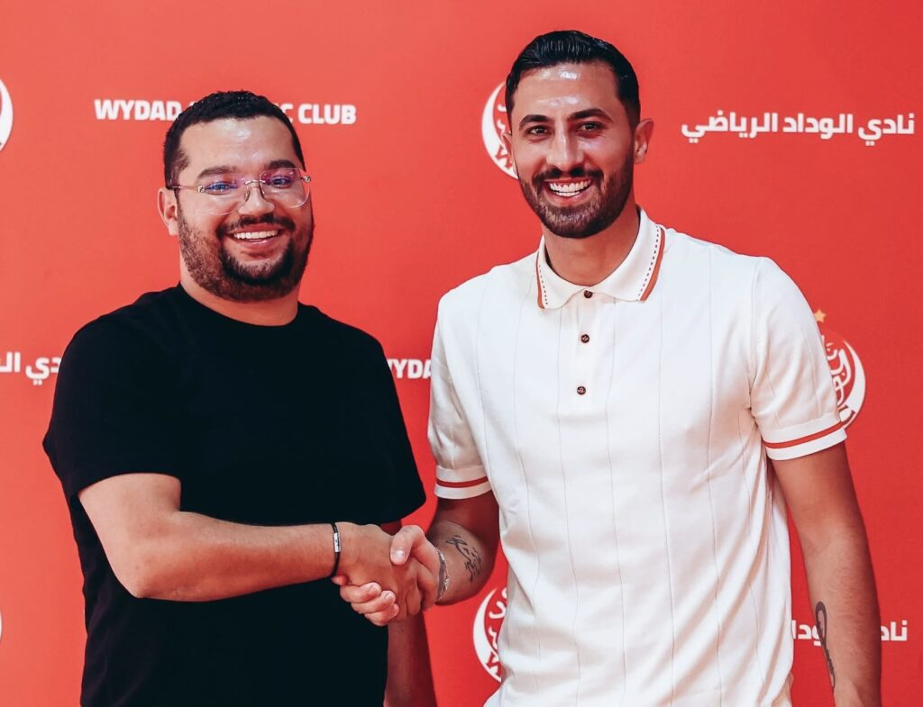 الوداد الرياضي يعيد أيمن الحسوني بعقد لموسم واحد قابل للتمديد