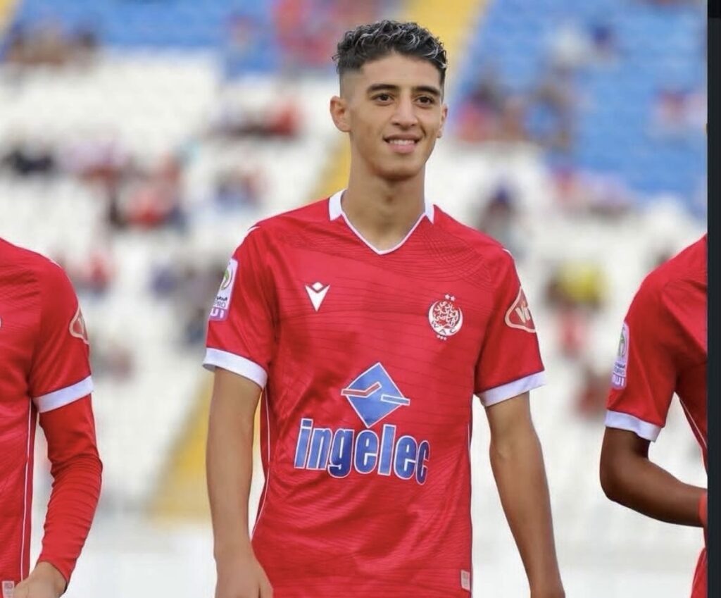 الوداد الفاسي يضم موهبة الوداد الرياضي الوافي بعقد لثلاثة مواسم